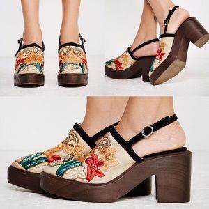 *SOLD* Free People cosmic storm platform clog NWOT